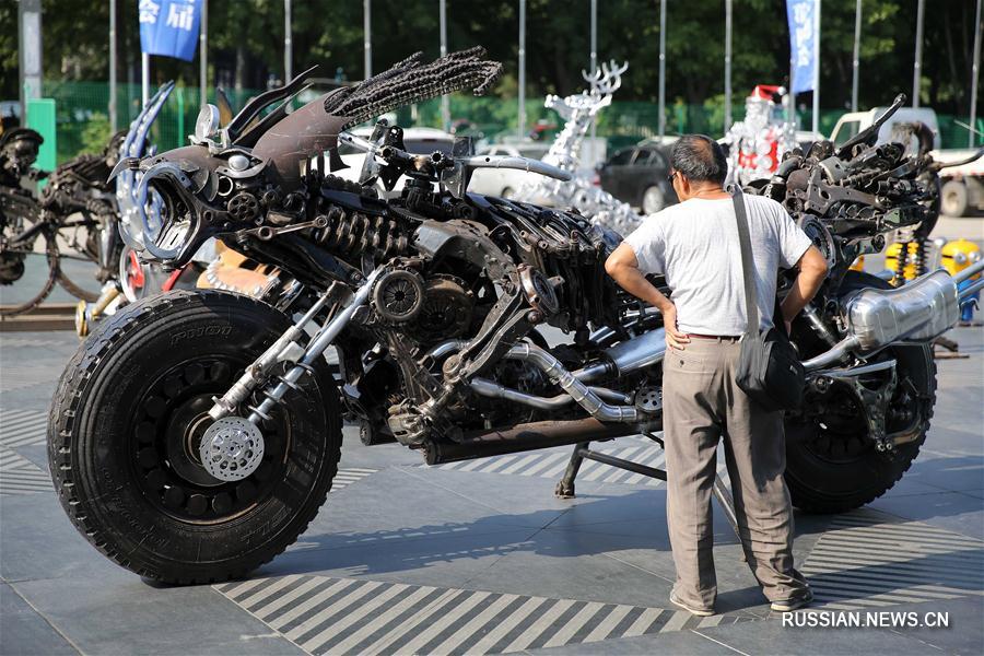 В Цзинане открылась ярмарка товаров для творчества