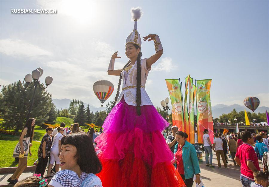 В Алматы прошел фестиваль "АЛМАFest-2016"