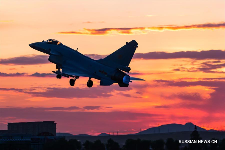 Китайские истребители J-10B примут участие в конкурсе "Авиадартс-2017"