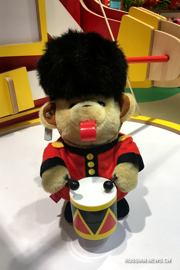 Игрушек крупнейшего бренда в мире Hamleys теперь доступны для китайским детям в Пекине