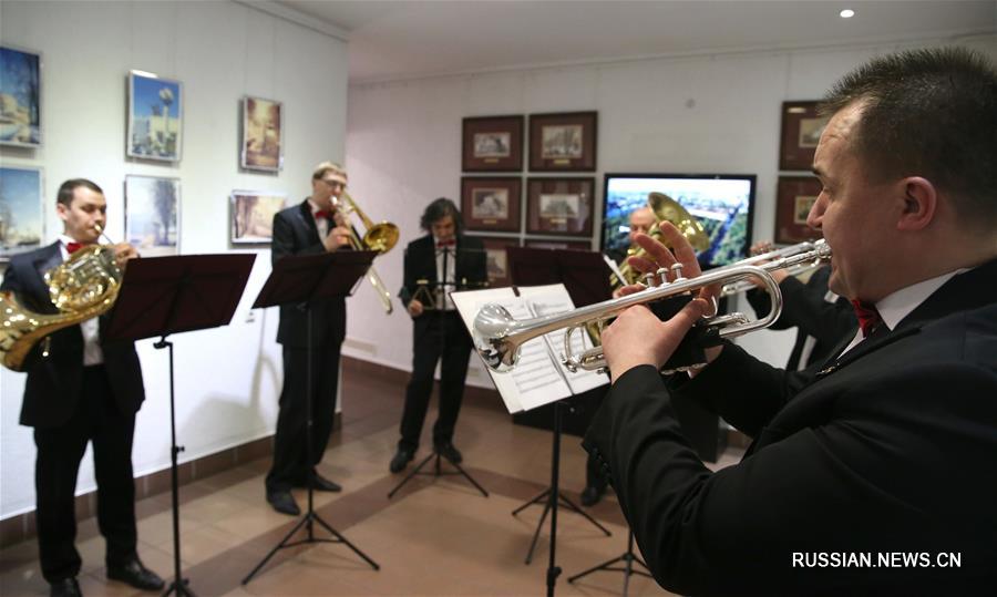 В Минске открылась выставка к 85-летию Большого театра Беларуси