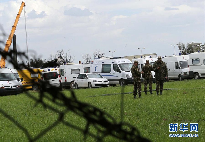 Количество жертв в результате крушения военного самолета в Алжире возросло до 257 человек