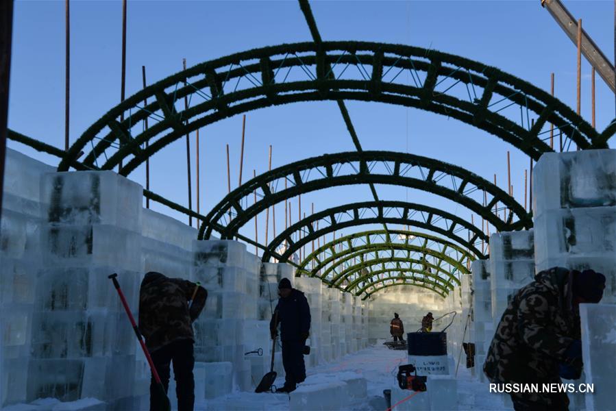 Рождение ледовой сказки на севере Китая