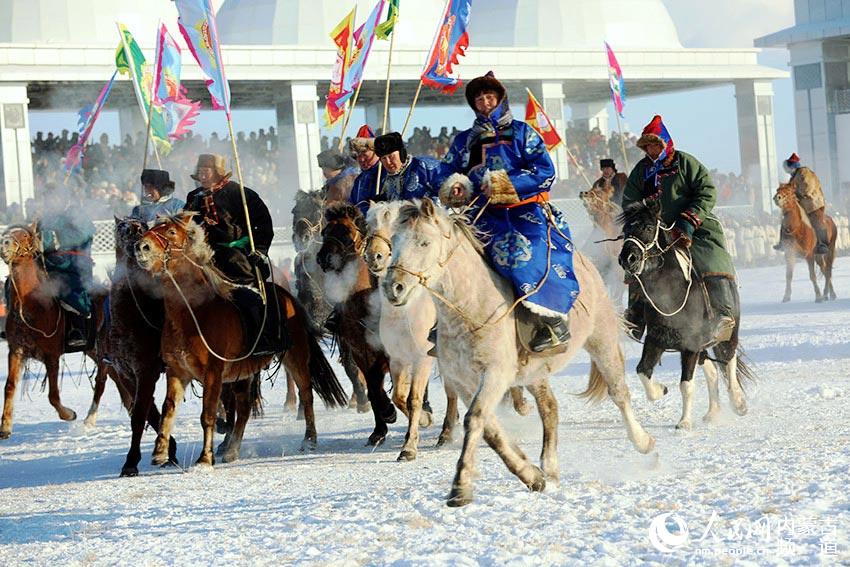 В Хулунь-Буире открылся зимний  надом 