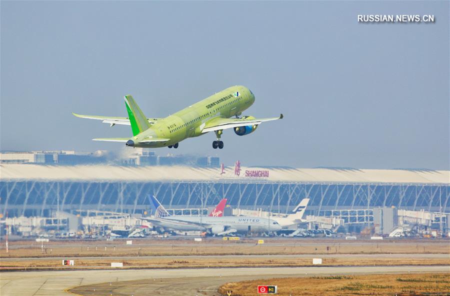 Шестой образец пассажирского авиалайнера C919 успешно совершил первый испытательный полет