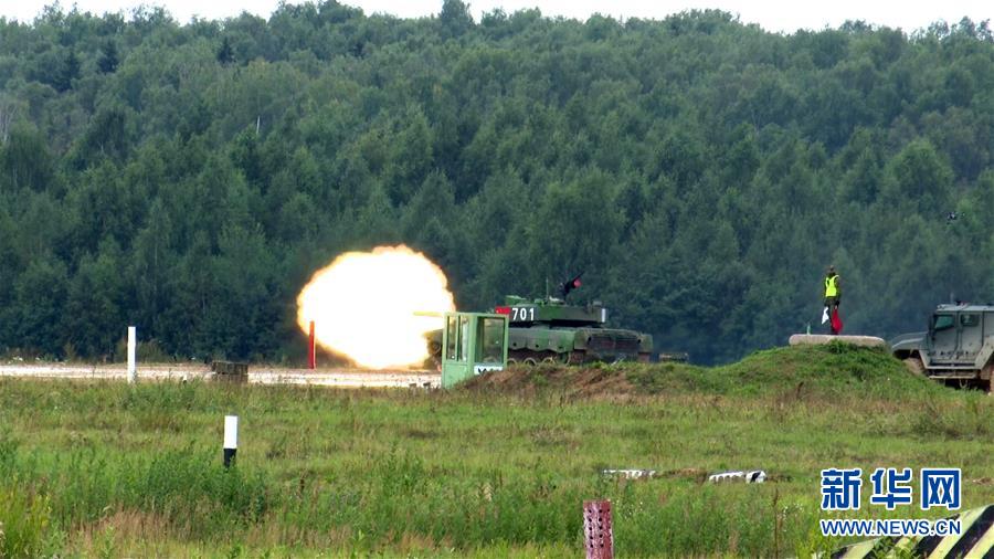 Сборная Китая вышла в полуфинал соревнований по танковому биатлону в рамках ?АрМИ-2020?