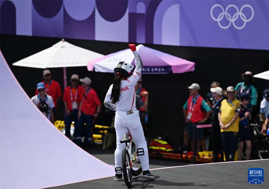 /ОИ-2024/ Китаянка Дэн Явэнь стала олимпийской чемпионкой по BMX-фристайлу в дисциплине 