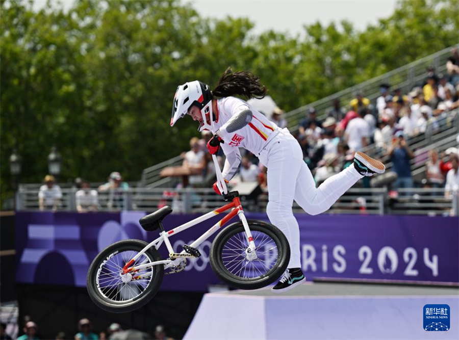 /ОИ-2024/ Китаянка Дэн Явэнь стала олимпийской чемпионкой по BMX-фристайлу в дисциплине 