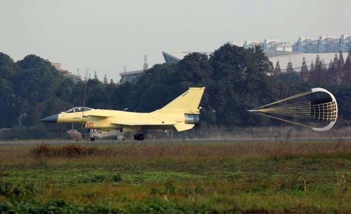 В ближайшее время может начаться серийное производство истребителя J-10B (6)