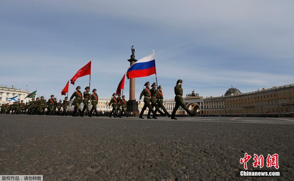 В Петербурге прошла первая репетиция Парада Победы